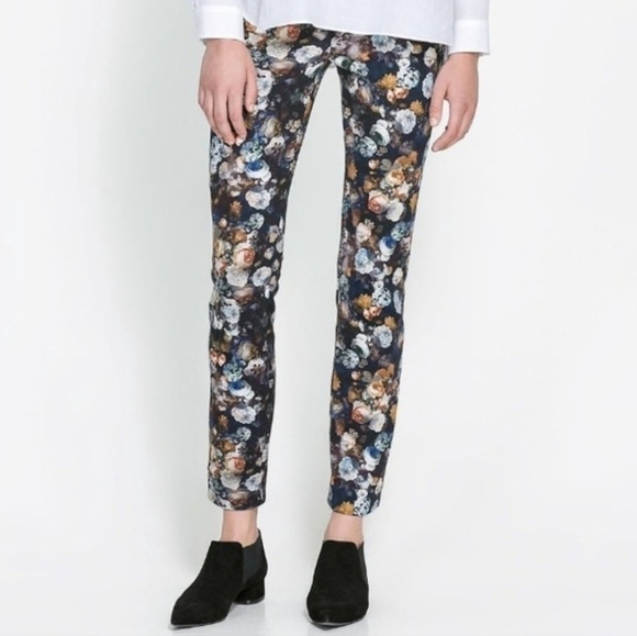 Zara Pants - zara NAVY BLUE FLORAL PRINT TROUSER LEGGINGS- M